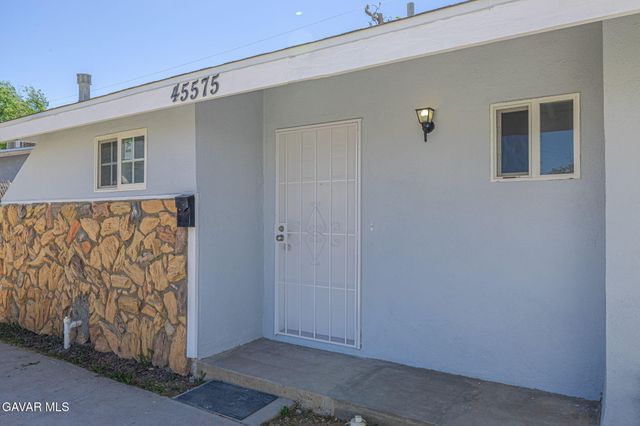 45575 E 6th Street, Lancaster, CA 93535