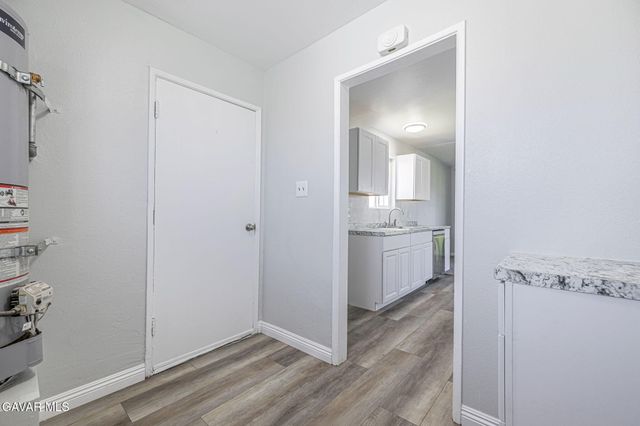 45575 E 6th Street, Lancaster, CA 93535