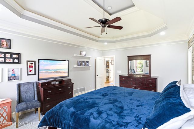 13700 Windy Haven Way, Louisville, KY 40299