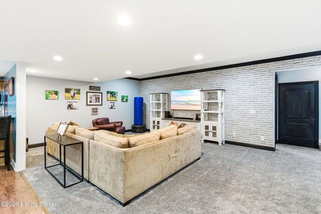 13700 Windy Haven Way, Louisville, KY 40299