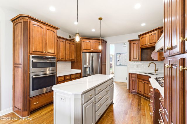 13700 Windy Haven Way, Louisville, KY 40299