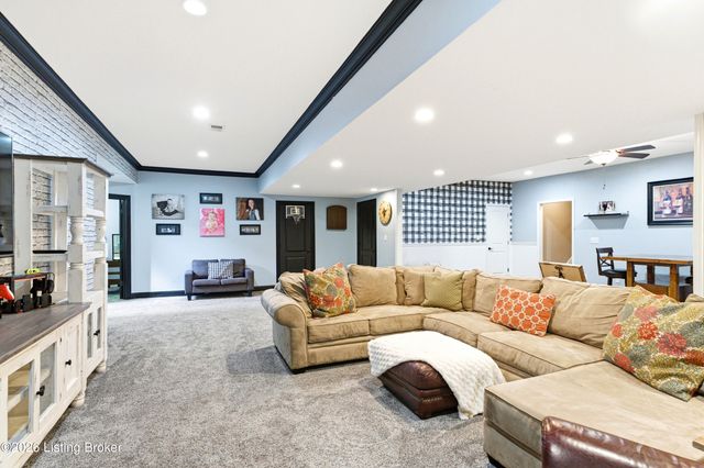 13700 Windy Haven Way, Louisville, KY 40299