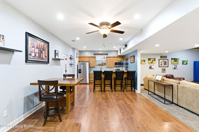 13700 Windy Haven Way, Louisville, KY 40299