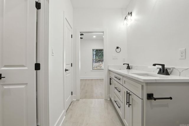 13403 Teton Drive, Little Rock, AR 72211