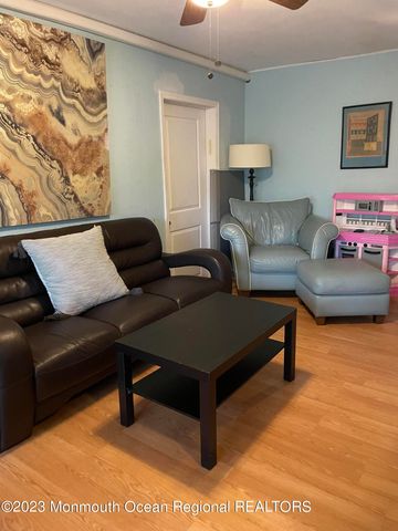 232 Jerome Avenue, Oakhurst, NJ 07755