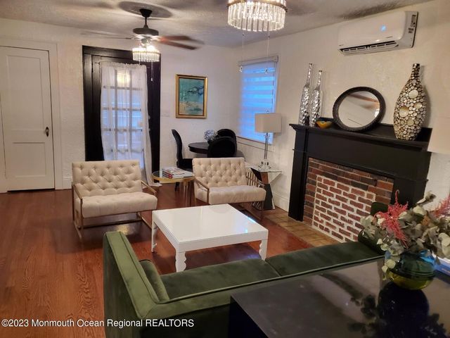 232 Jerome Avenue, Oakhurst, NJ 07755