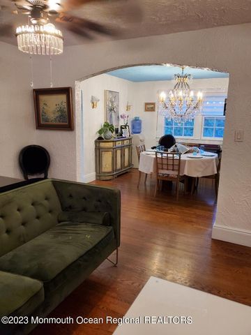 232 Jerome Avenue, Oakhurst, NJ 07755