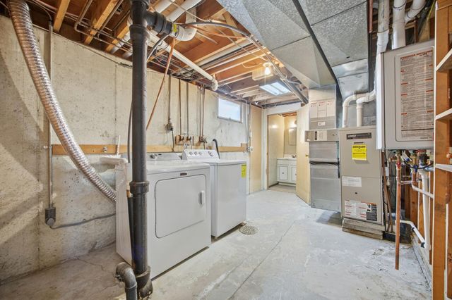 1421 19th Street S, Fargo, ND 58103