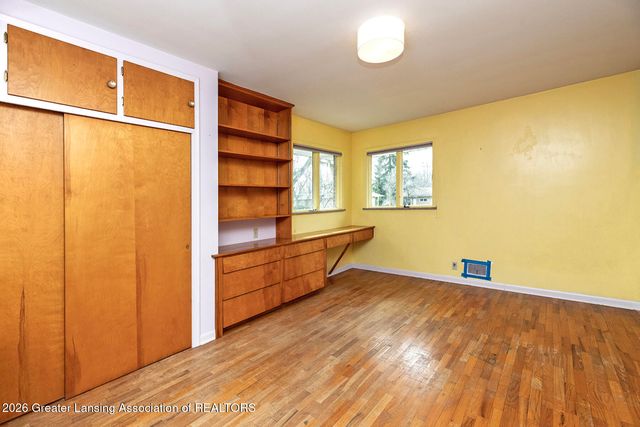 3001 Westchester Road, Lansing, MI 48911