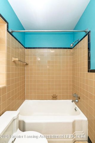 3001 Westchester Road, Lansing, MI 48911