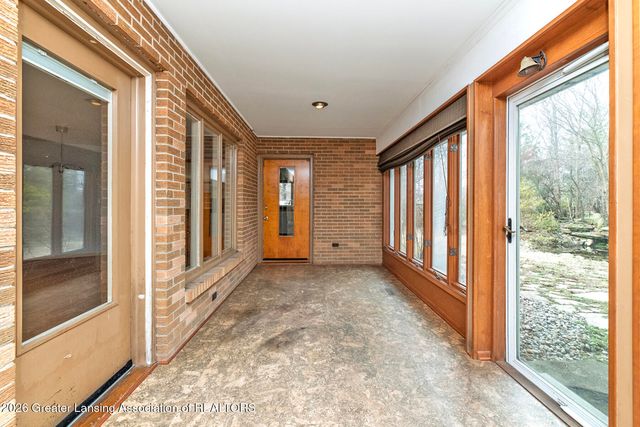 3001 Westchester Road, Lansing, MI 48911