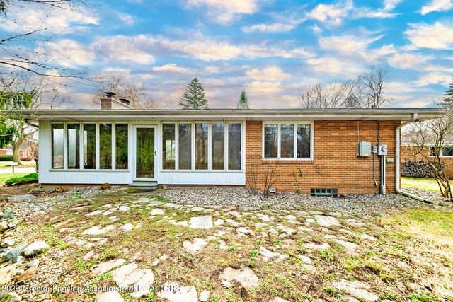 3001 Westchester Road, Lansing, MI 48911