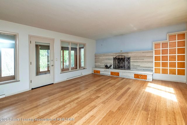 3001 Westchester Road, Lansing, MI 48911