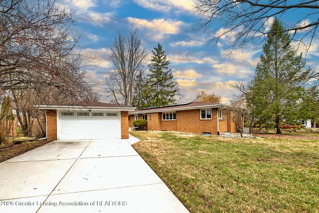 3001 Westchester Road, Lansing, MI 48911