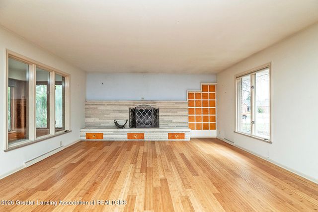 3001 Westchester Road, Lansing, MI 48911