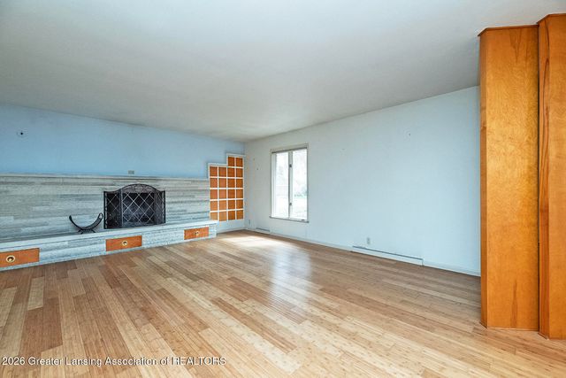 3001 Westchester Road, Lansing, MI 48911