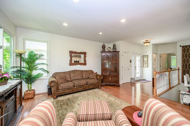 1809 SCARBOROUGH DR, Columbia, MO 65201