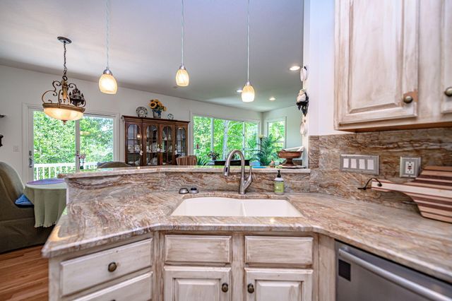 1809 SCARBOROUGH DR, Columbia, MO 65201