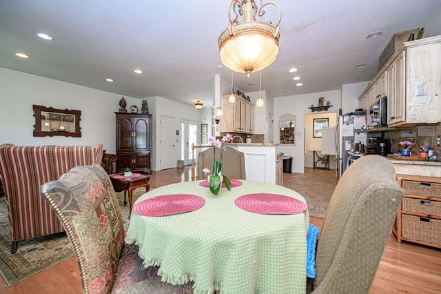 1809 SCARBOROUGH DR, Columbia, MO 65201