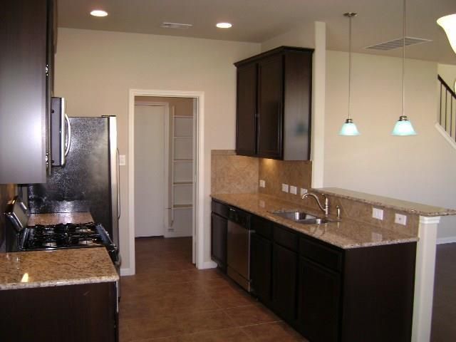 8513 Inca Dove DR 363, Austin, TX 78729