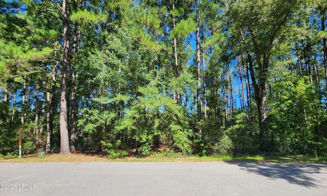 301 Founders Oak Way, Yemassee, SC 29945