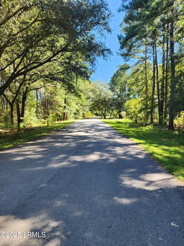 301 Founders Oak Way, Yemassee, SC 29945