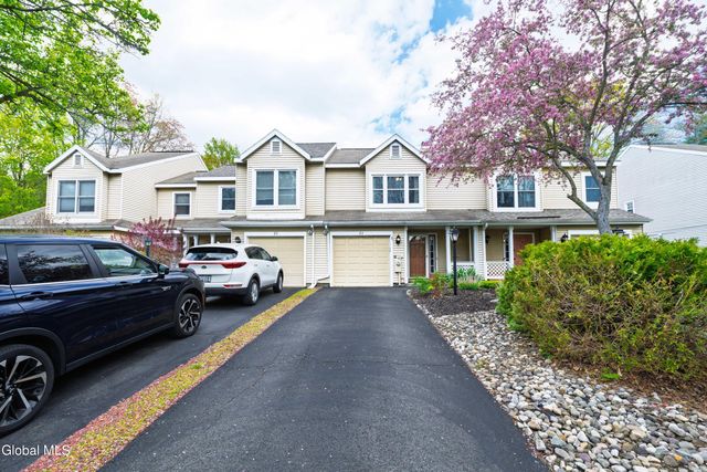 23 Stoney Creek Drive, Clifton Park, NY 12065