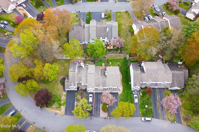 23 Stoney Creek Drive, Clifton Park, NY 12065