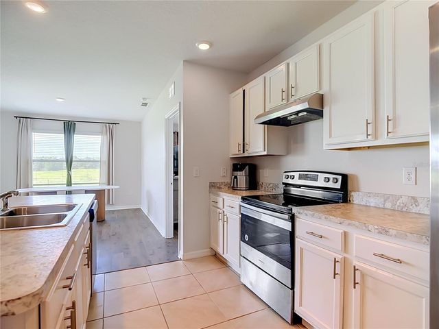 1040 CAMBRIDGE DRIVE, Winter Haven, FL 33881