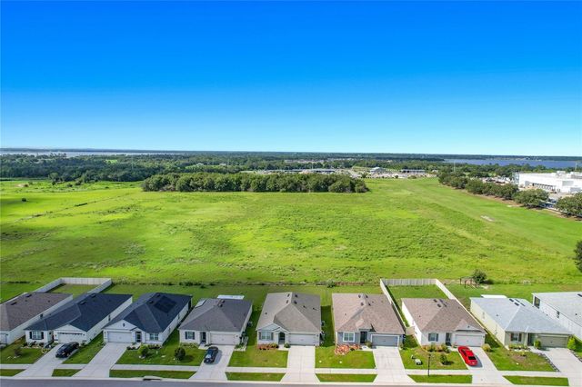 1040 CAMBRIDGE DRIVE, Winter Haven, FL 33881
