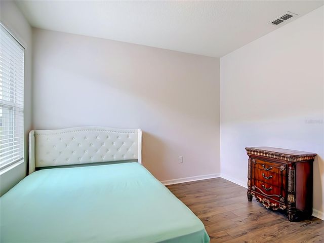 1040 CAMBRIDGE DRIVE, Winter Haven, FL 33881