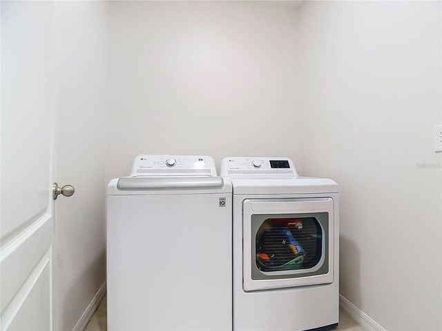 1040 CAMBRIDGE DRIVE, Winter Haven, FL 33881