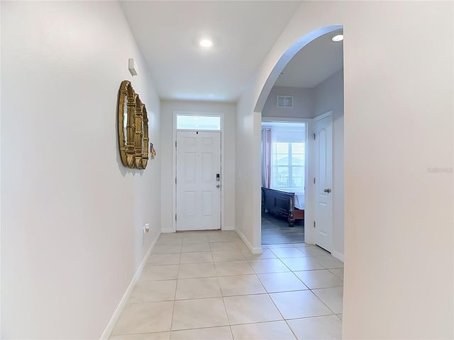 1040 CAMBRIDGE DRIVE, Winter Haven, FL 33881