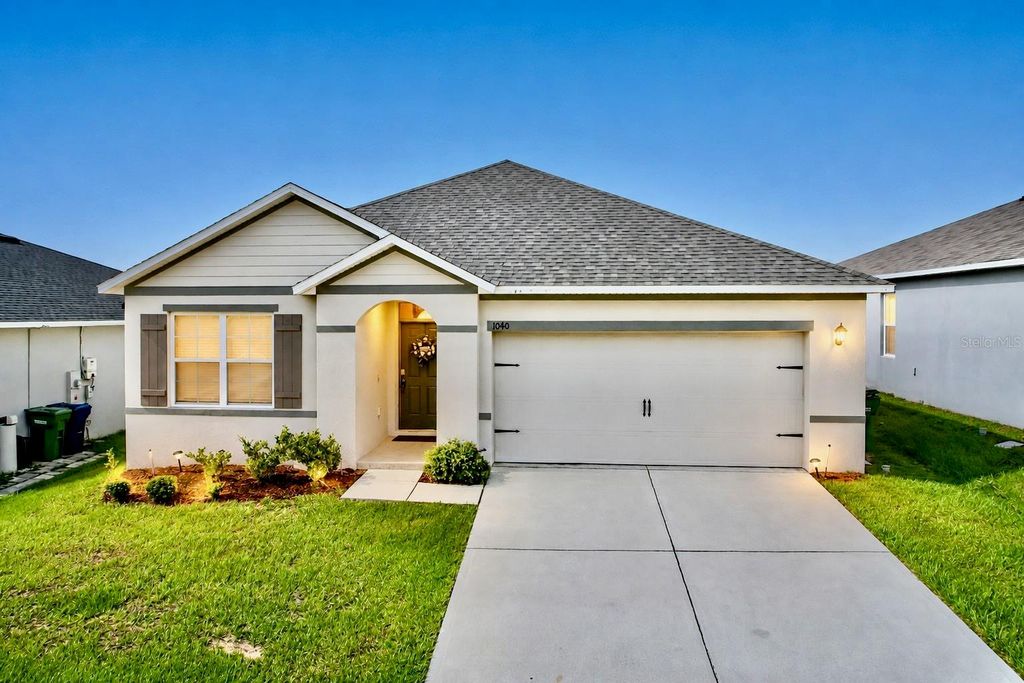1040 CAMBRIDGE DRIVE, Winter Haven, FL 33881