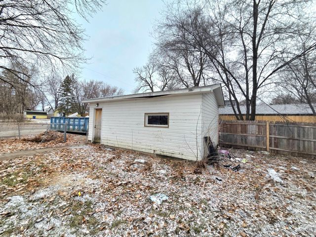 801 10th Avenue N, Saint Cloud, MN 56303