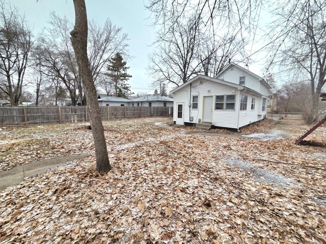 801 10th Avenue N, Saint Cloud, MN 56303