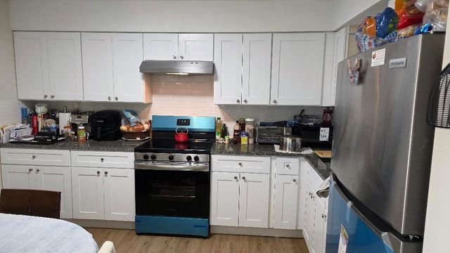 10 Arrowhead Drive 2, Algonquin, IL 60102