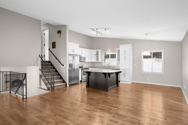 13312 Lakeview Drive, Burnsville, MN 55337