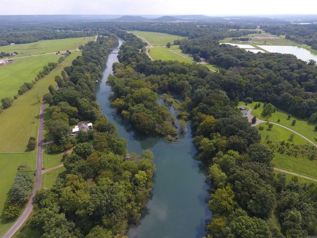 001 Dripping Springs Landing, Pangburn, AR 72121