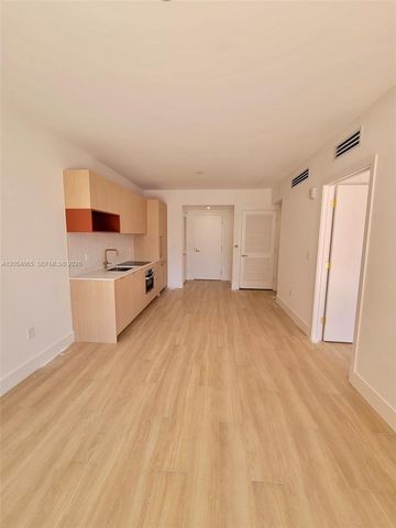 90 NE 32 609, Miami, FL 33127
