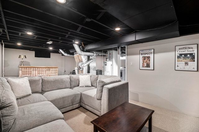 3522 Elmhurst Avenue, Royal Oak, MI 48073