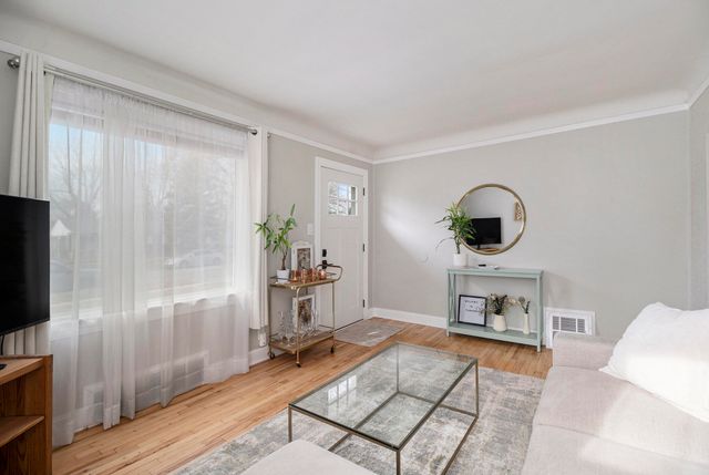 3522 Elmhurst Avenue, Royal Oak, MI 48073