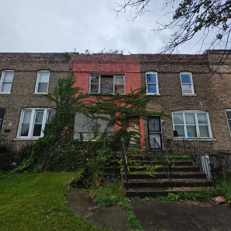10740 S Langley Avenue, Chicago, IL 60628 — exterior