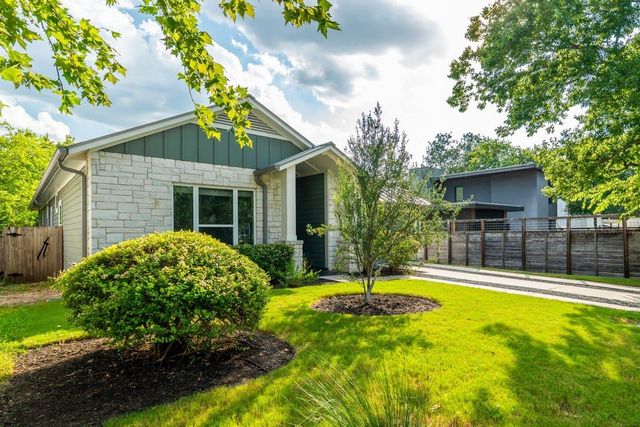 1813 Pasadena DR, Austin, TX 78757