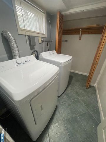 171 Charles Street 2, Secaucus, NJ 07094