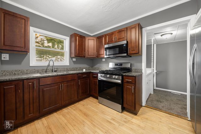 1621 Burr Oak Road, Homewood, IL 60430