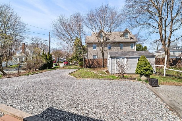 82 Dodge St 1, Beverly, MA 01915