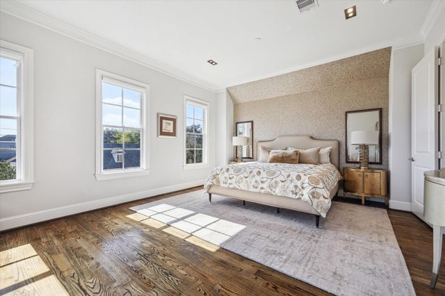 1619 Calumet Street, Houston, TX 77004