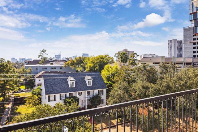 1619 Calumet Street, Houston, TX 77004