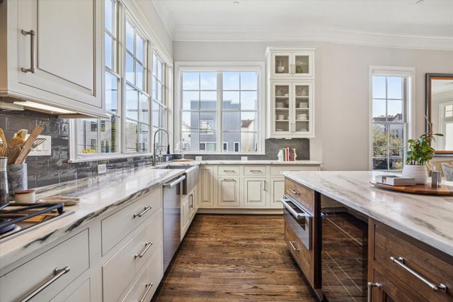 1619 Calumet Street, Houston, TX 77004